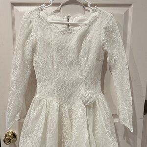 VINTAGE Unique Elegant White Lace Wedding Dress